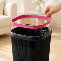 Clamp-Ring Trash Can 911 – in-use scene 2