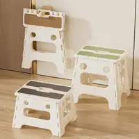 Folding Stool sizes S / M – in-use scene 4